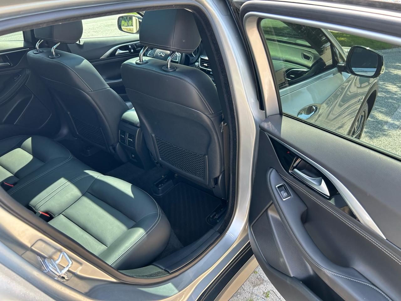 Infiniti QX30 Luxury AWD 2018