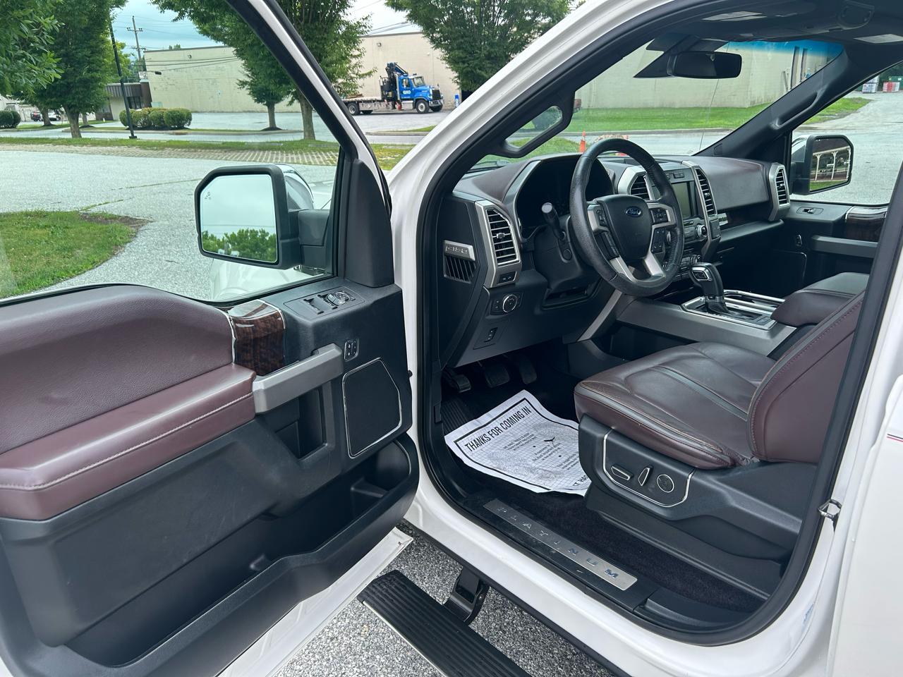 Ford F-150 Platinum SuperCrew 5.5-ft. Bed 4WD 2015