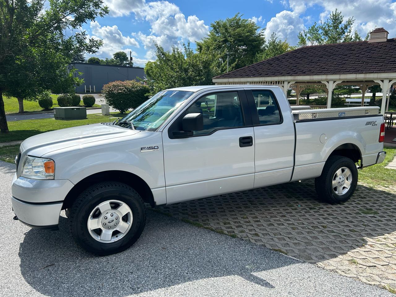 Ford F-150 STX SuperCab 4WD 2006