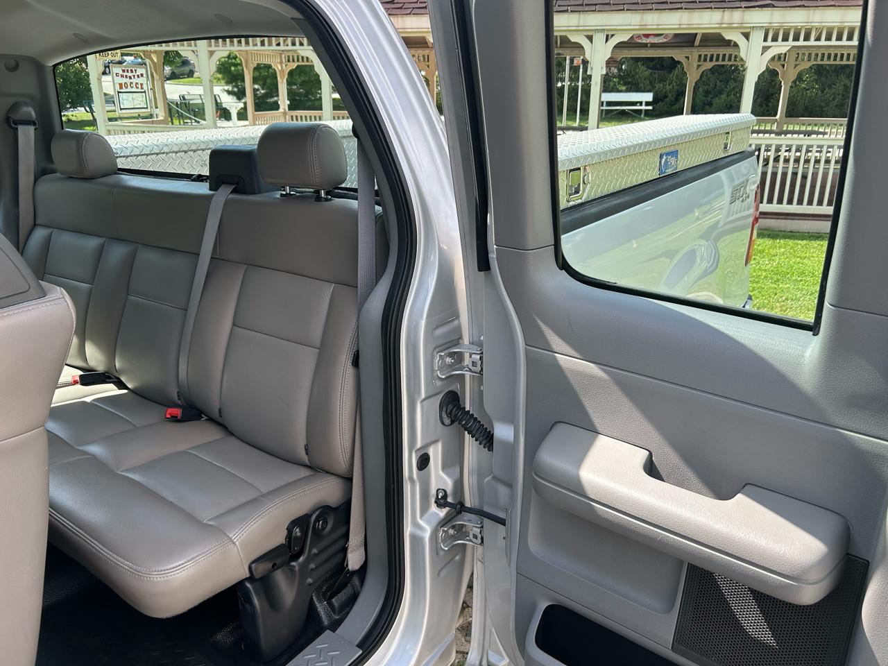 Ford F-150 STX SuperCab 4WD 2006