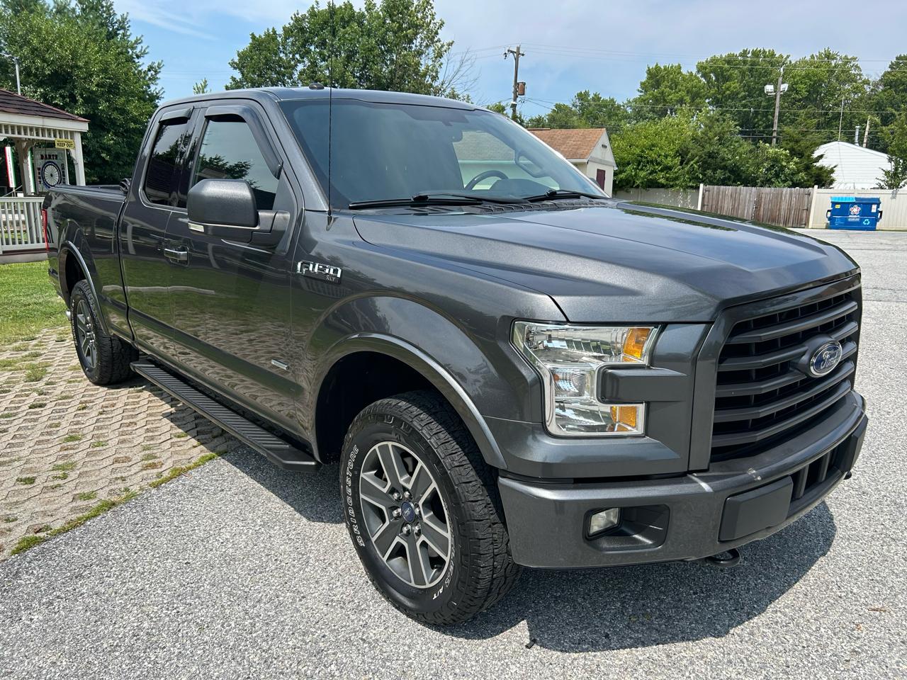 Ford F-150 XLT SuperCab 6.5-ft. Bed 4WD 2016