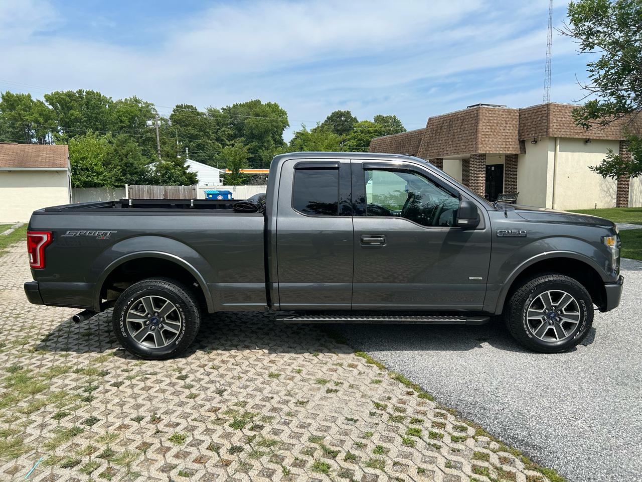 Ford F-150 XLT SuperCab 6.5-ft. Bed 4WD 2016