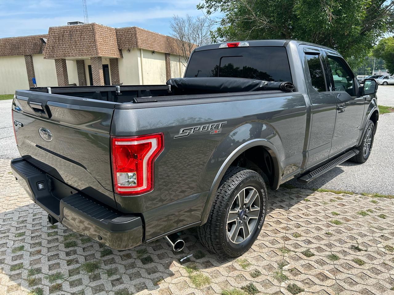 Ford F-150 XLT SuperCab 6.5-ft. Bed 4WD 2016