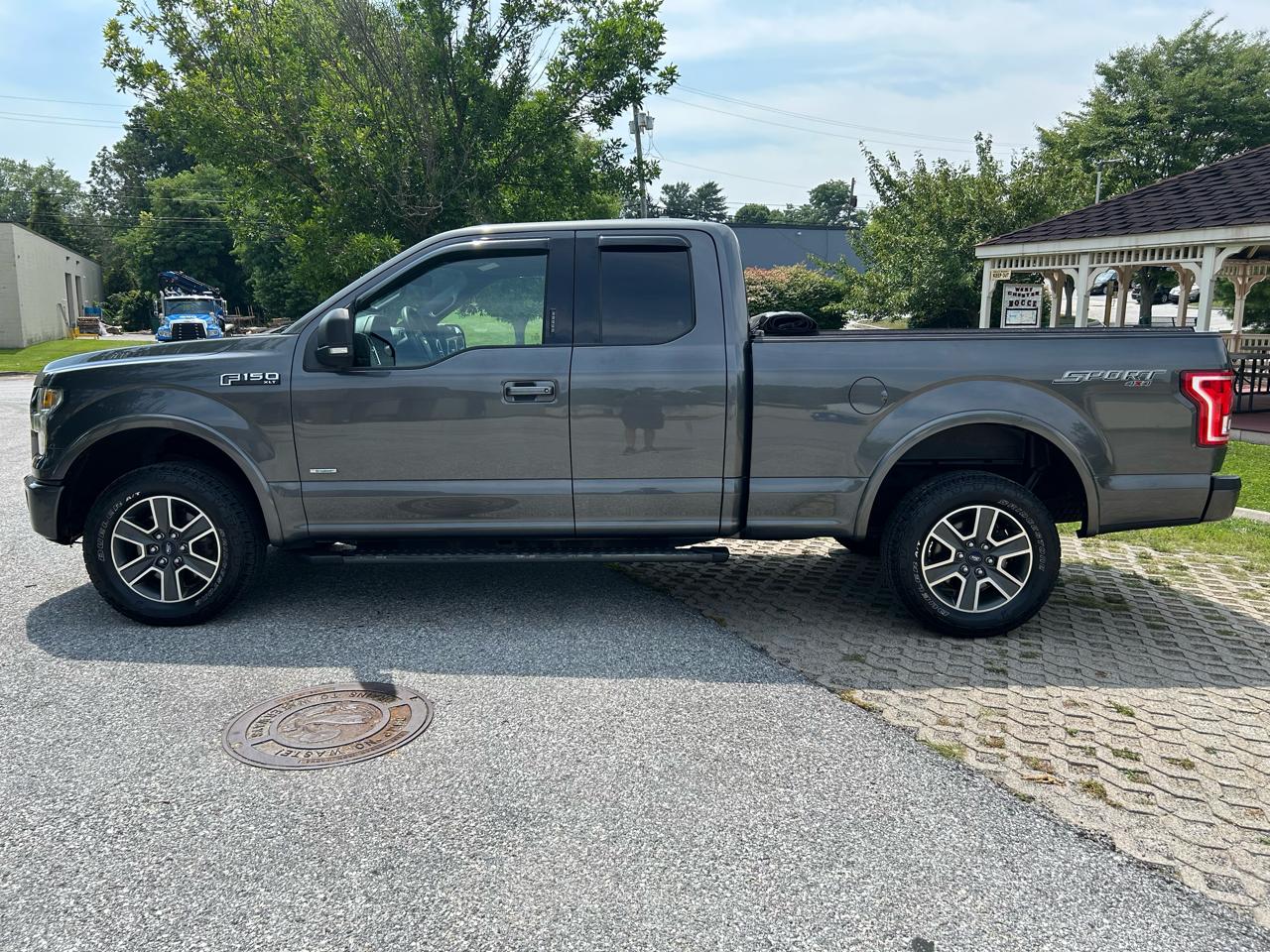 Ford F-150 XLT SuperCab 6.5-ft. Bed 4WD 2016