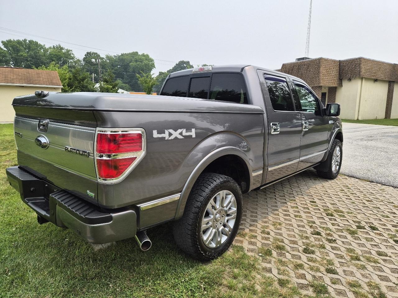 Ford F-150 Lariat SuperCrew 5.5-ft. Bed 4WD 2010