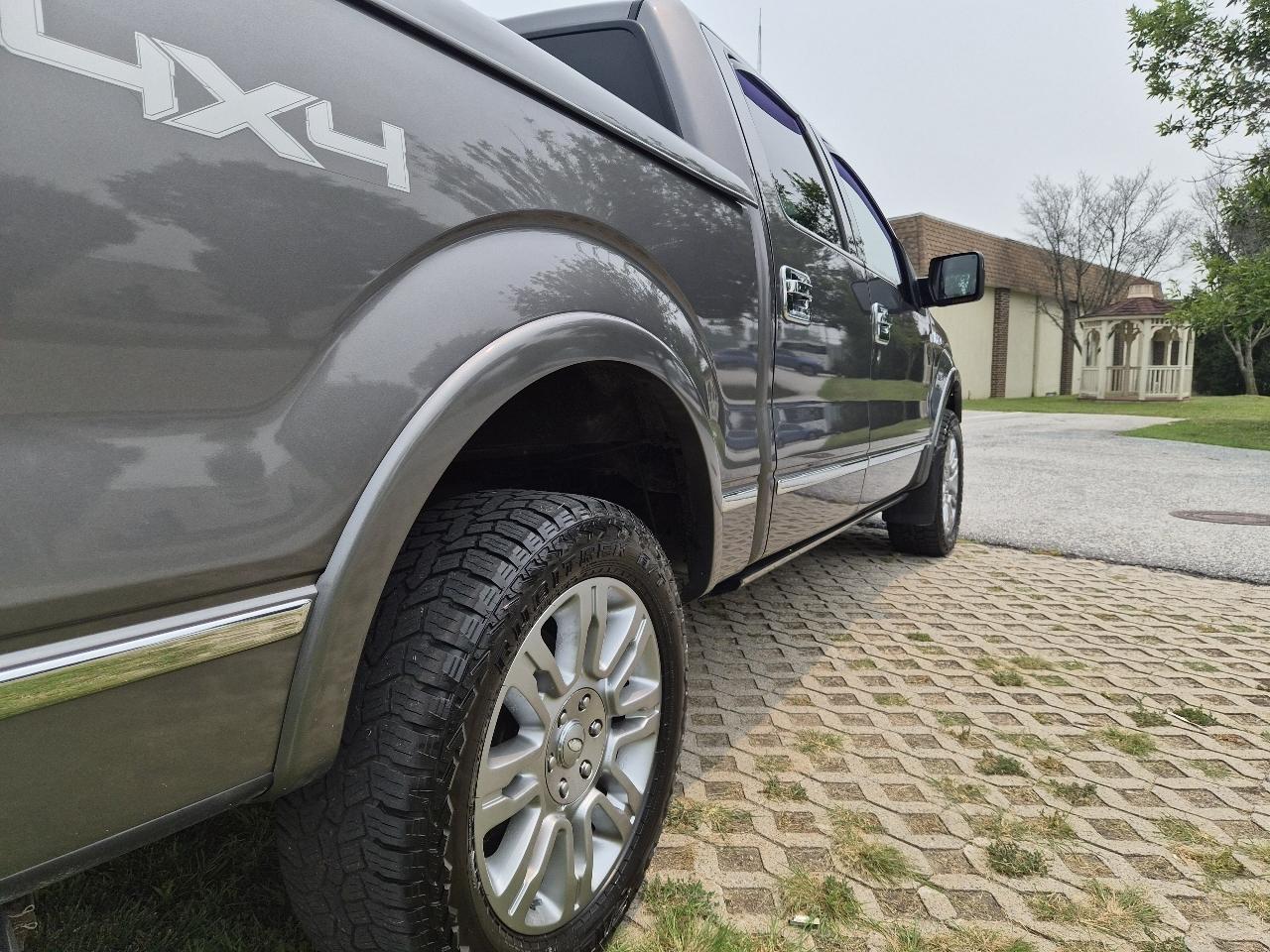 Ford F-150 Lariat SuperCrew 5.5-ft. Bed 4WD 2010