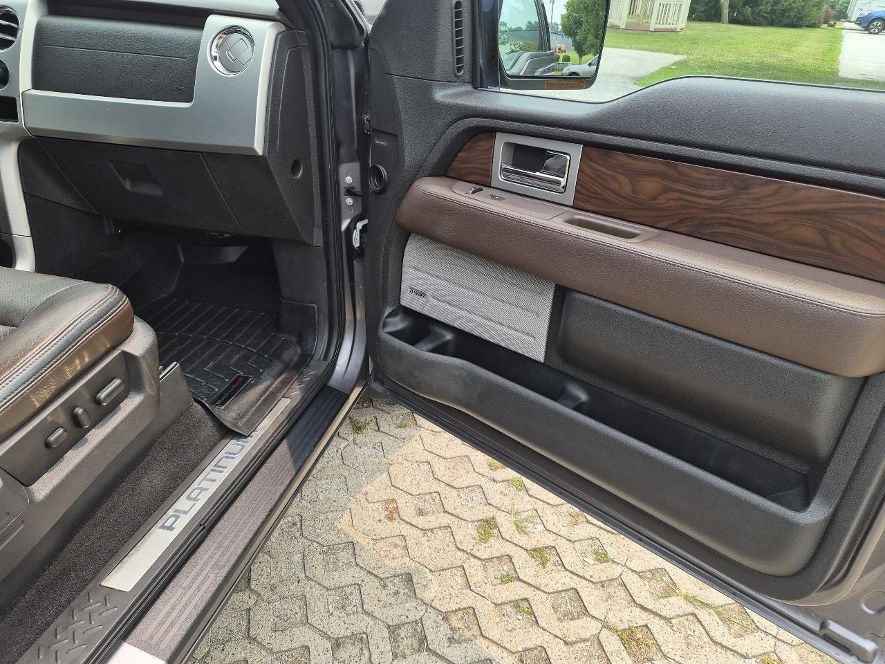 Ford F-150 Lariat SuperCrew 5.5-ft. Bed 4WD 2010