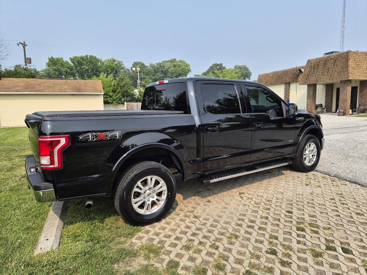 Ford F-150 Lariat SuperCrew 5.5-ft. Bed 4WD 2016