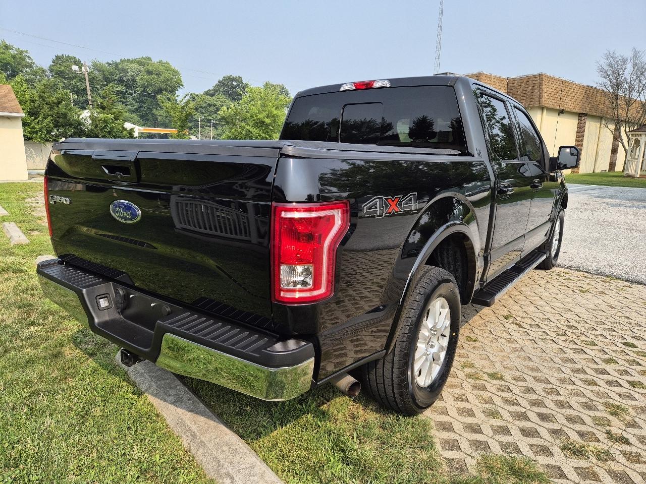 Ford F-150 Lariat SuperCrew 5.5-ft. Bed 4WD 2016