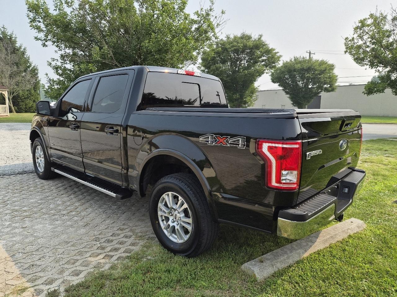 Ford F-150 Lariat SuperCrew 5.5-ft. Bed 4WD 2016