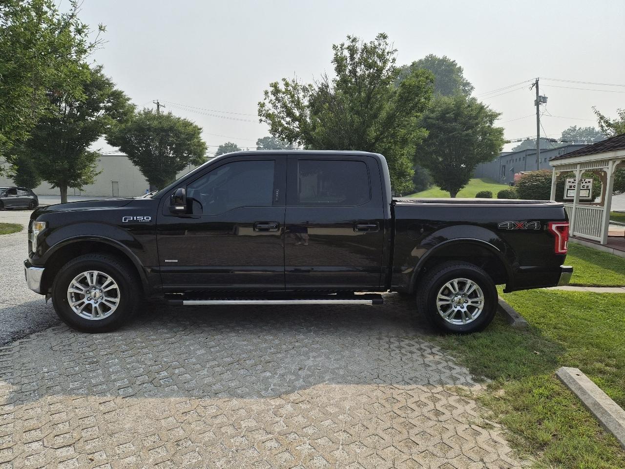 Ford F-150 Lariat SuperCrew 5.5-ft. Bed 4WD 2016