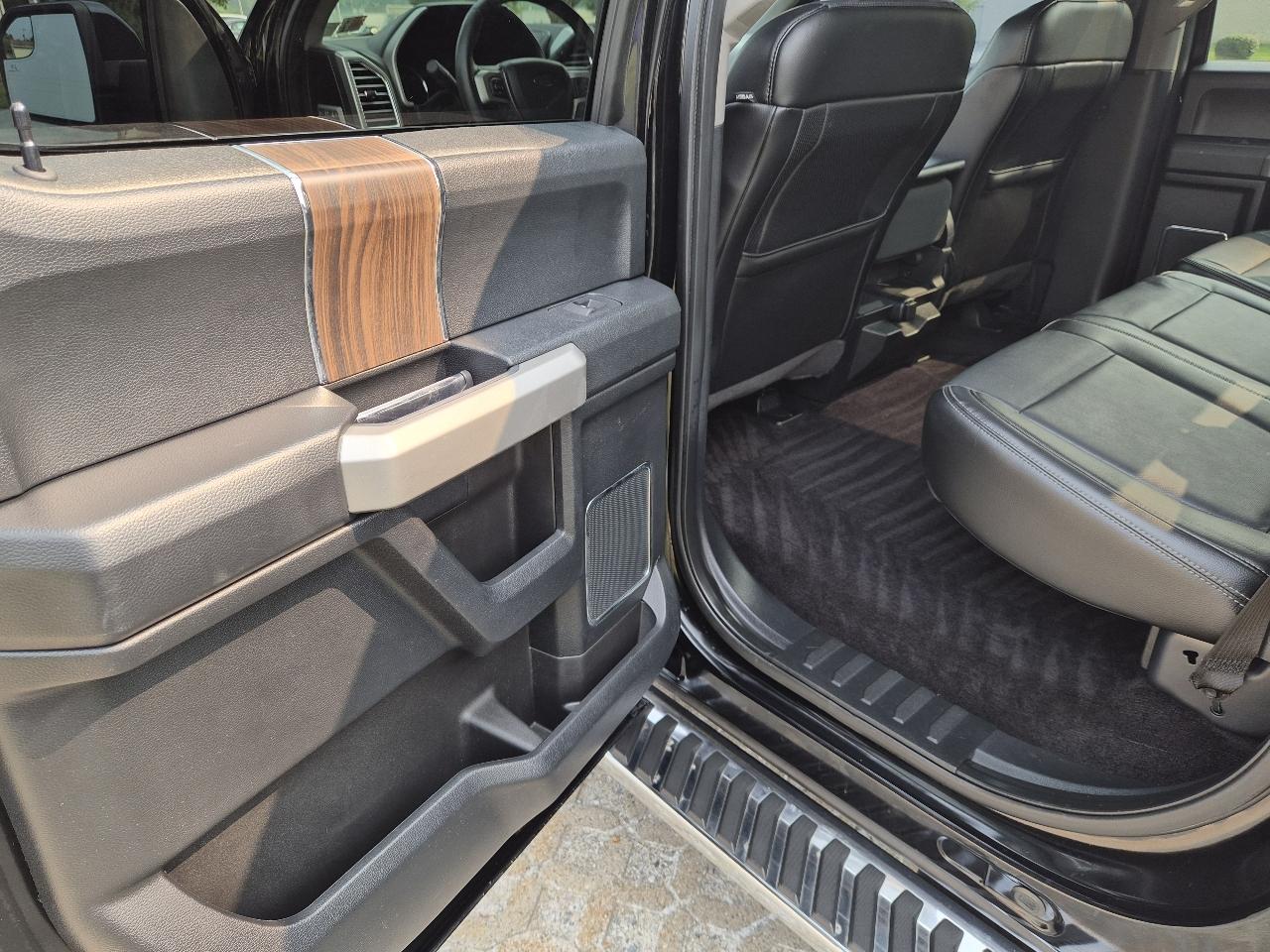 Ford F-150 Lariat SuperCrew 5.5-ft. Bed 4WD 2016