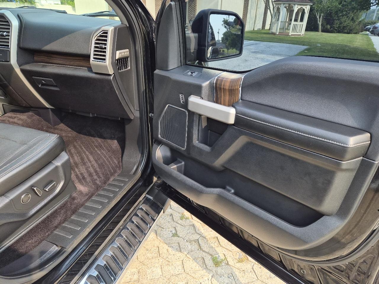 Ford F-150 Lariat SuperCrew 5.5-ft. Bed 4WD 2016