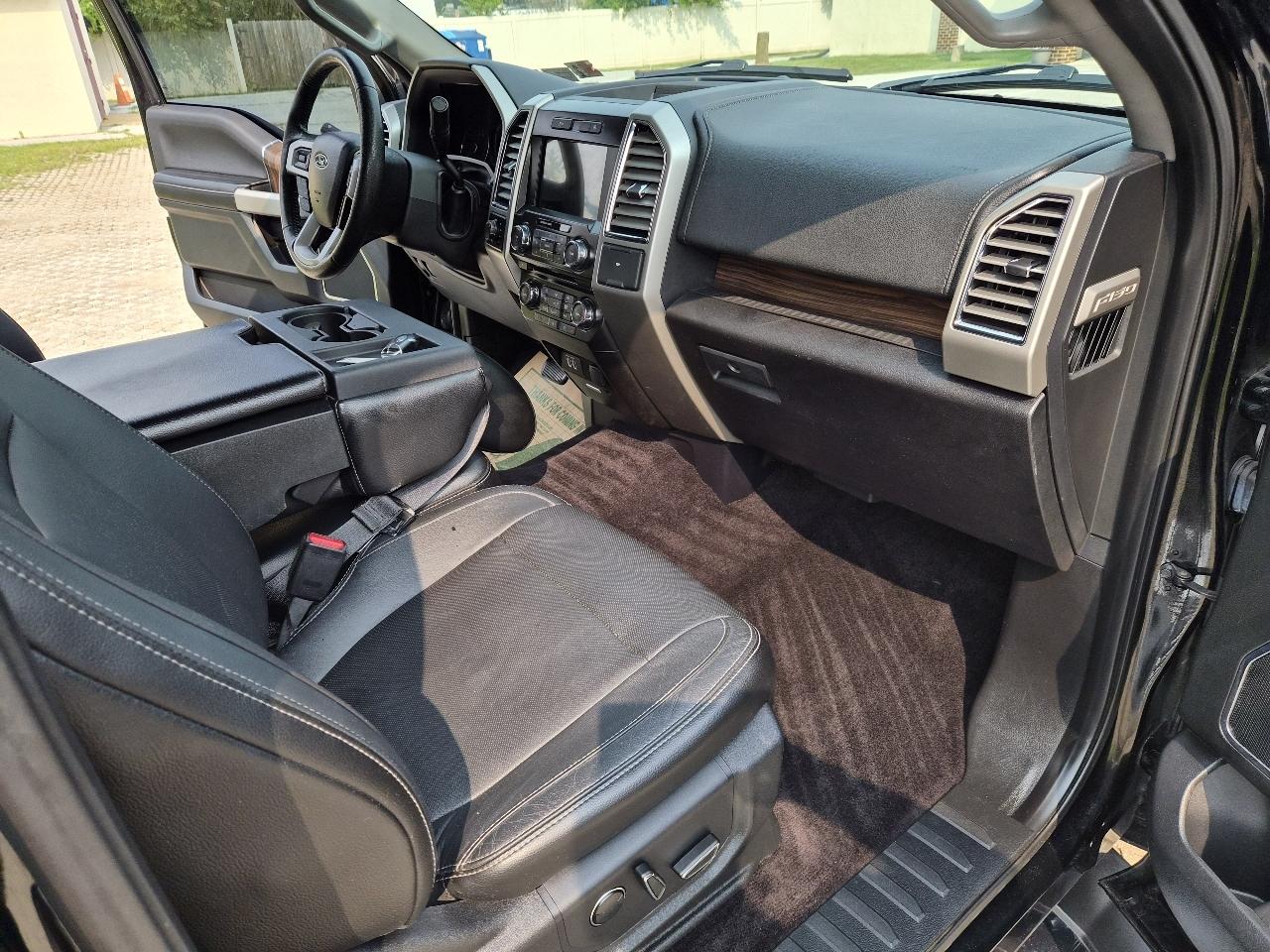 Ford F-150 Lariat SuperCrew 5.5-ft. Bed 4WD 2016