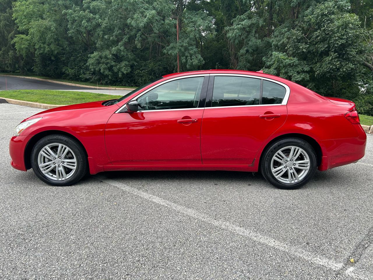 Infiniti G Sedan G37x AWD 2011