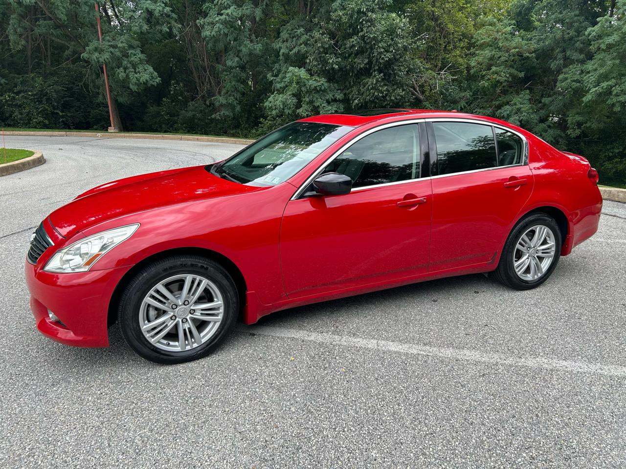 Infiniti G Sedan G37x AWD 2011