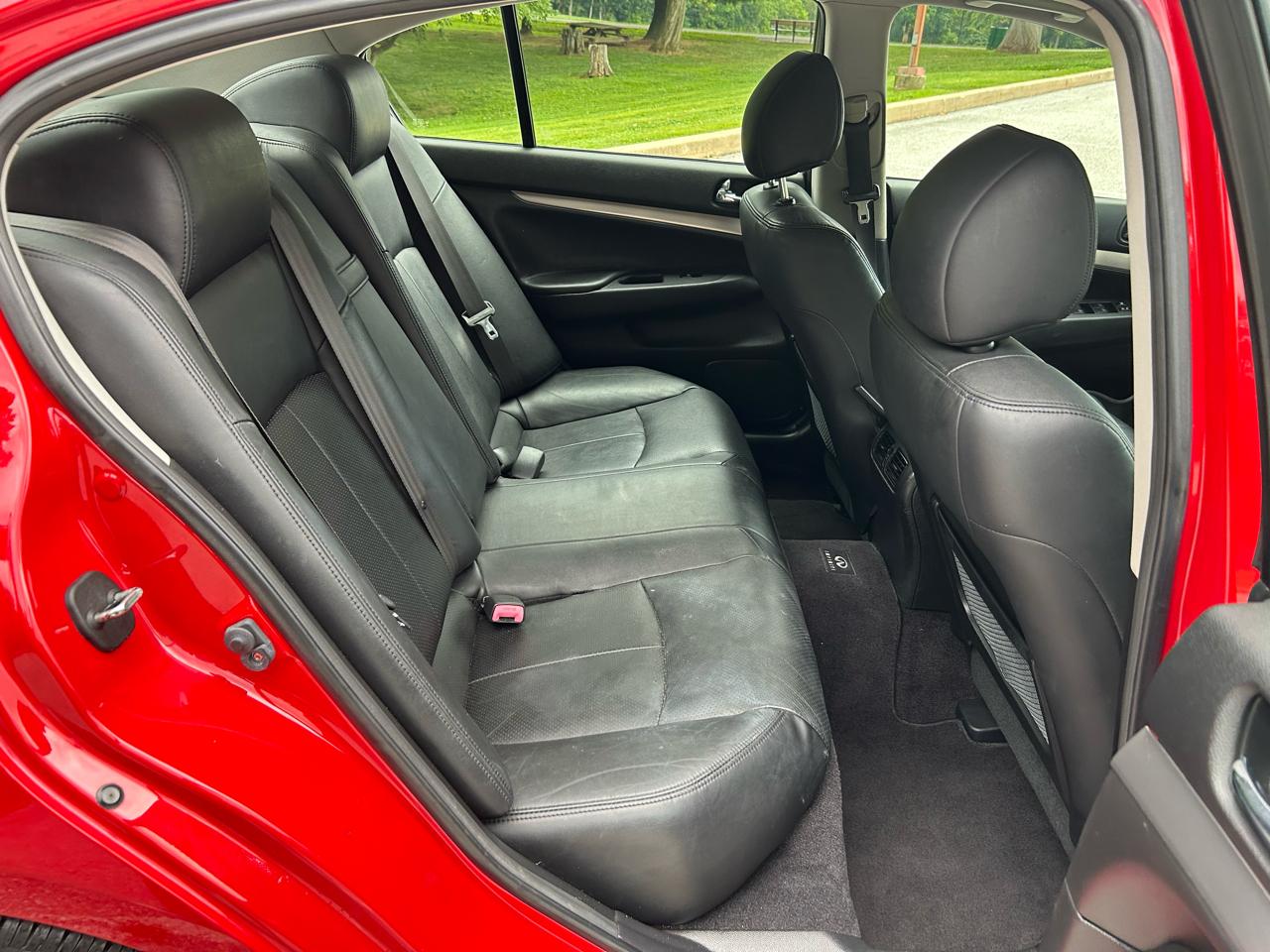 Infiniti G Sedan G37x AWD 2011