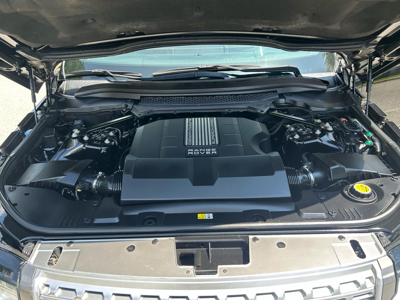 Land Rover Range Rover 3.0L V6 Supercharged HSE 2014