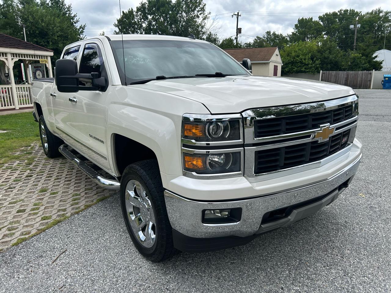 Chevrolet Silverado 1500 2LZ Crew Cab Long Box 4WD 2014