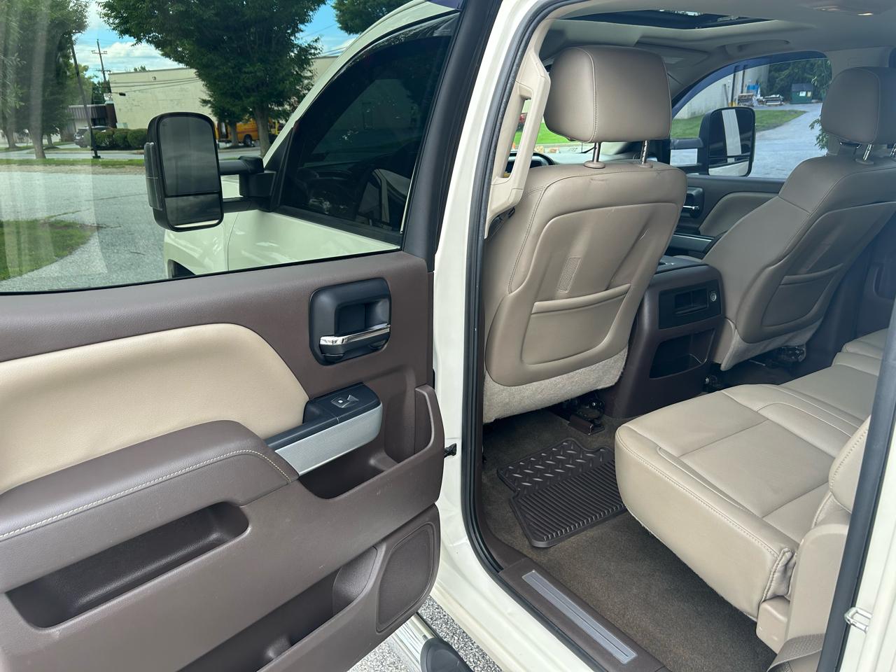 Chevrolet Silverado 1500 2LZ Crew Cab Long Box 4WD 2014