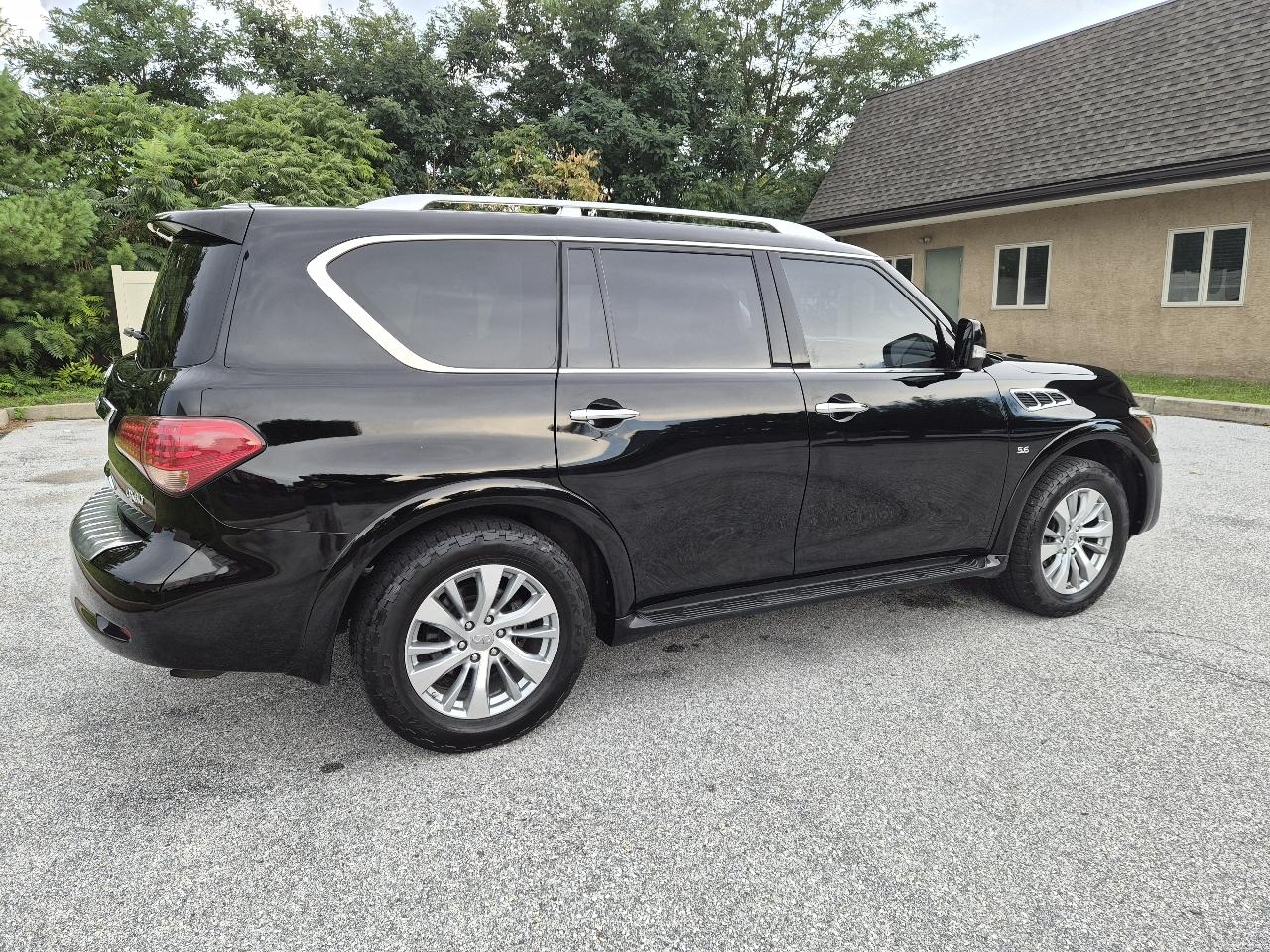 Infiniti QX80 AWD 2017