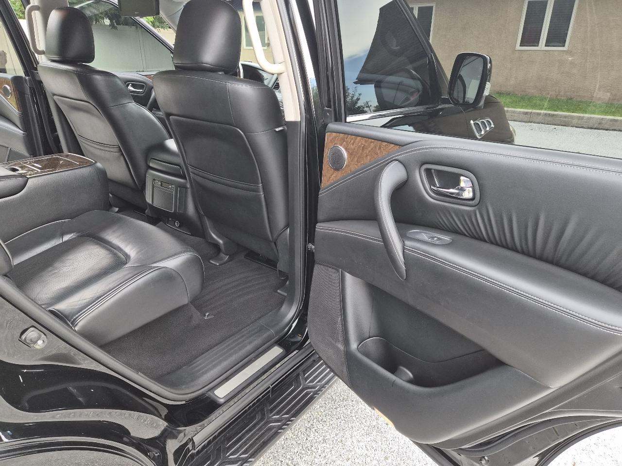 Infiniti QX80 AWD 2017