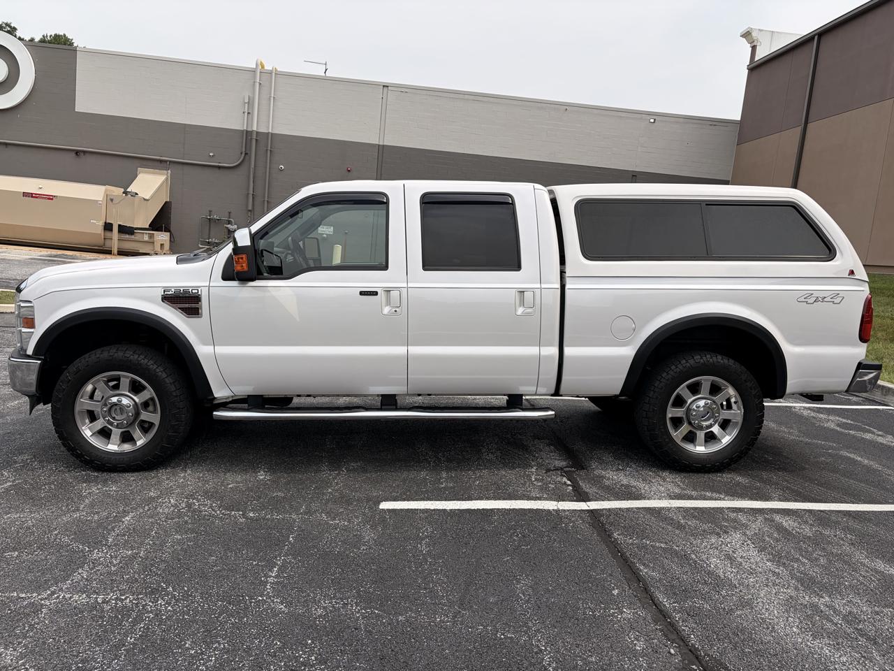 Ford F-250 SD Lariat Crew Cab 4WD 2010
