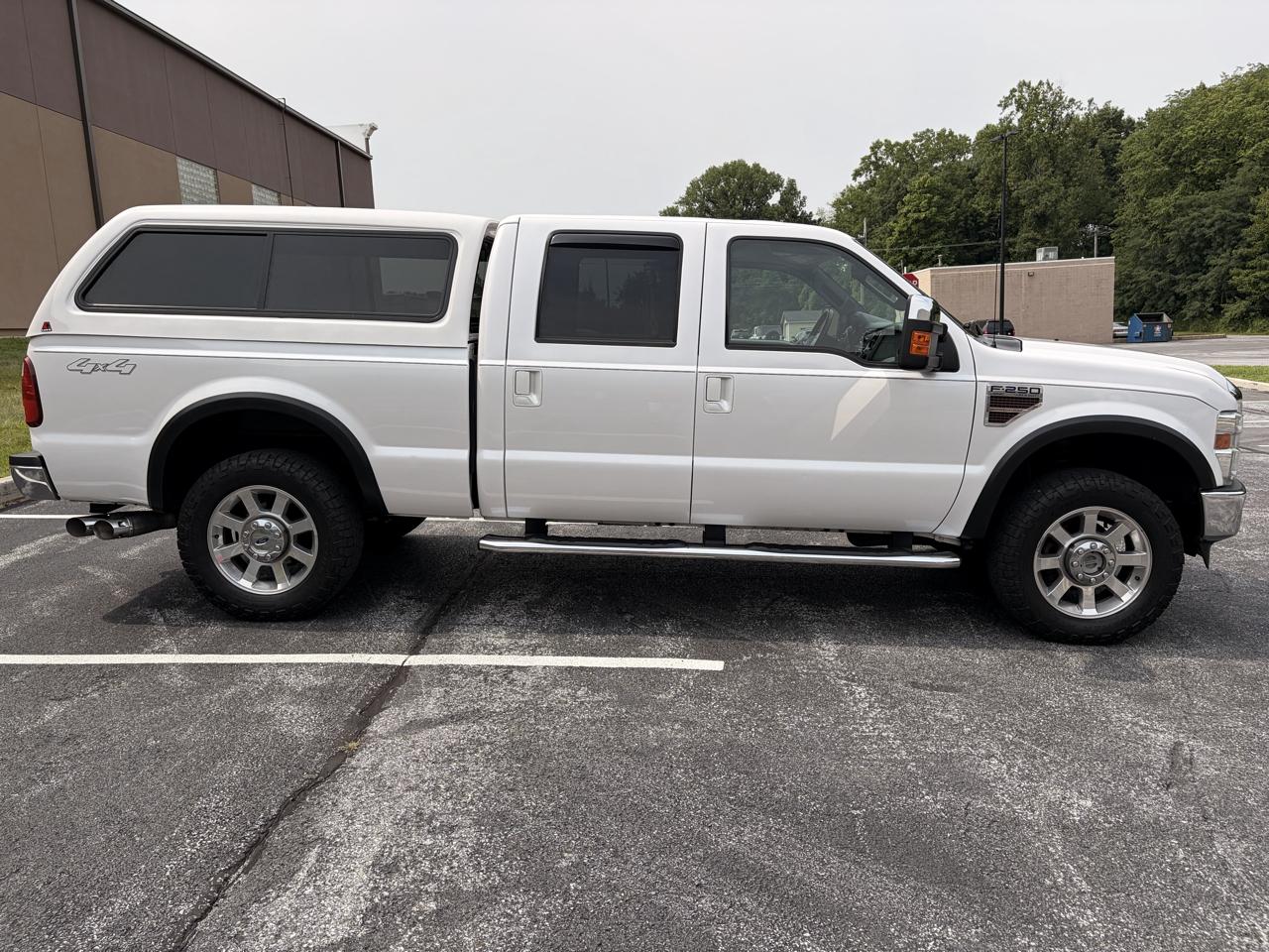 Ford F-250 SD Lariat Crew Cab 4WD 2010
