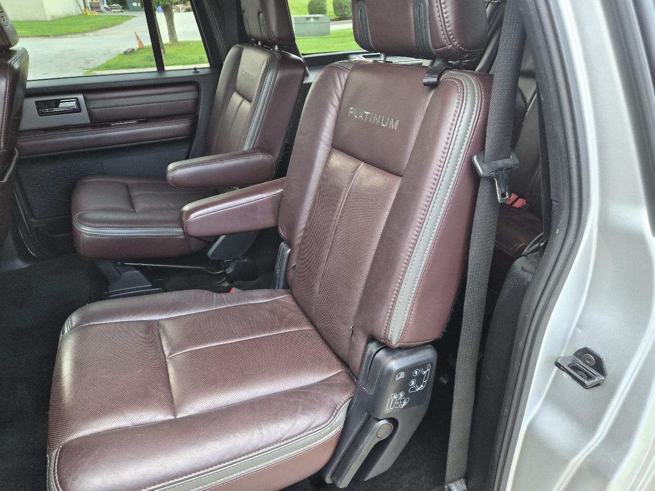 Ford Expedition EL Platinum 4WD 2017