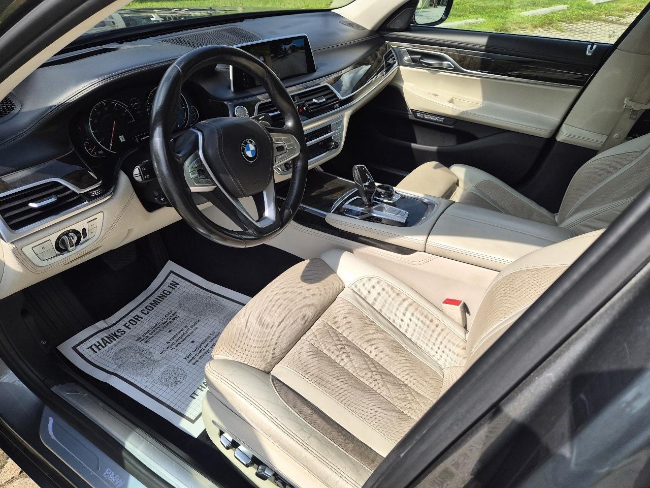 BMW 7-Series 750i xDrive 2016