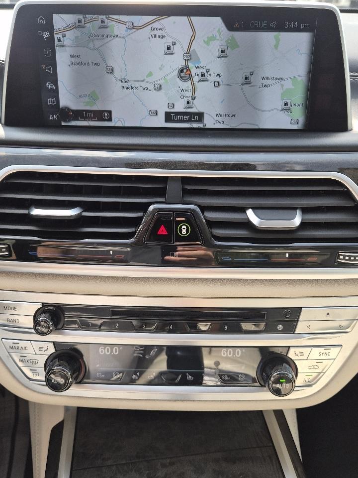 BMW 7-Series 750i xDrive 2016
