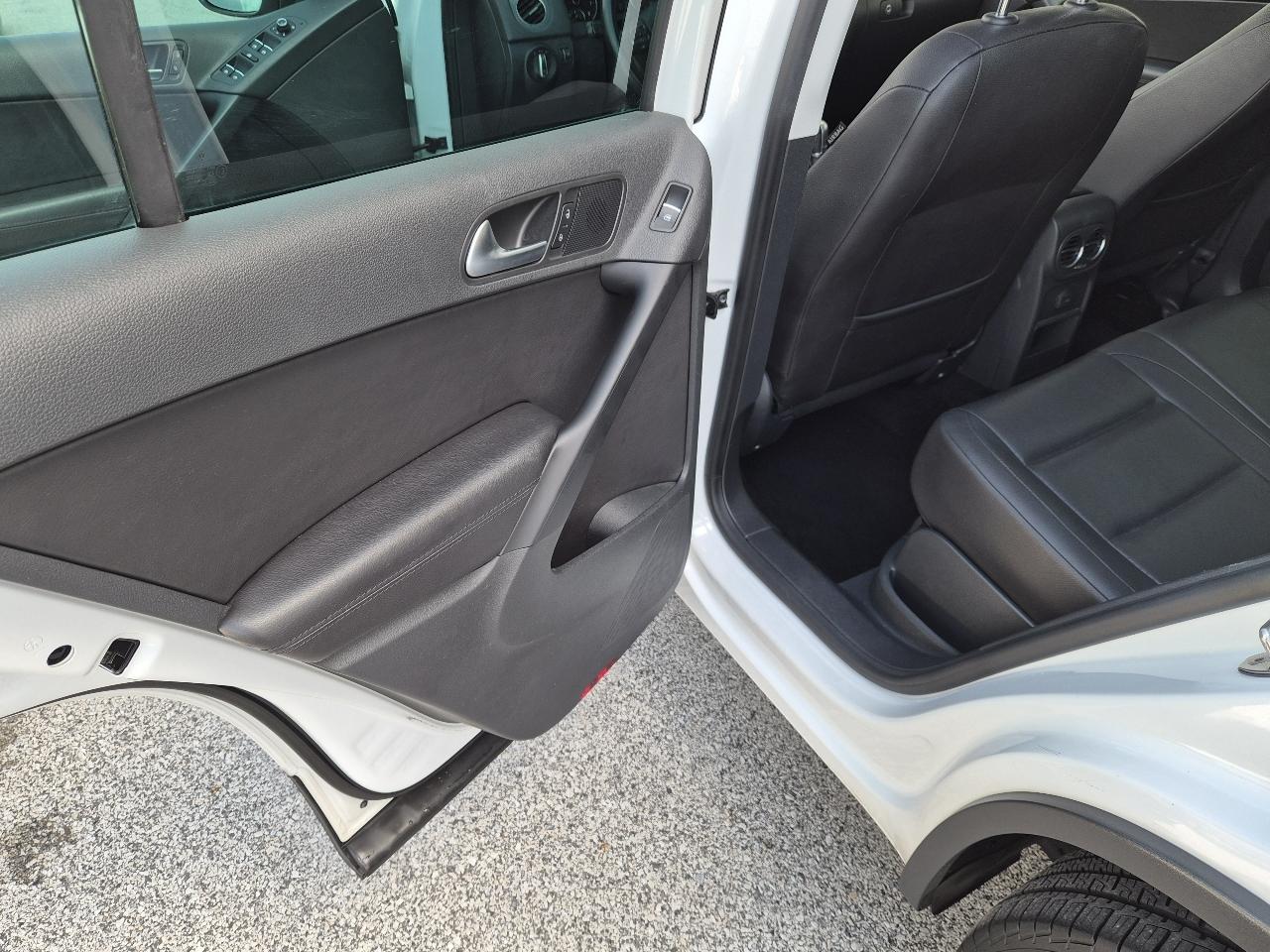 Volkswagen Tiguan Wolfsburg Edition 4MotionWolfsburg Edition 4Motion 2017