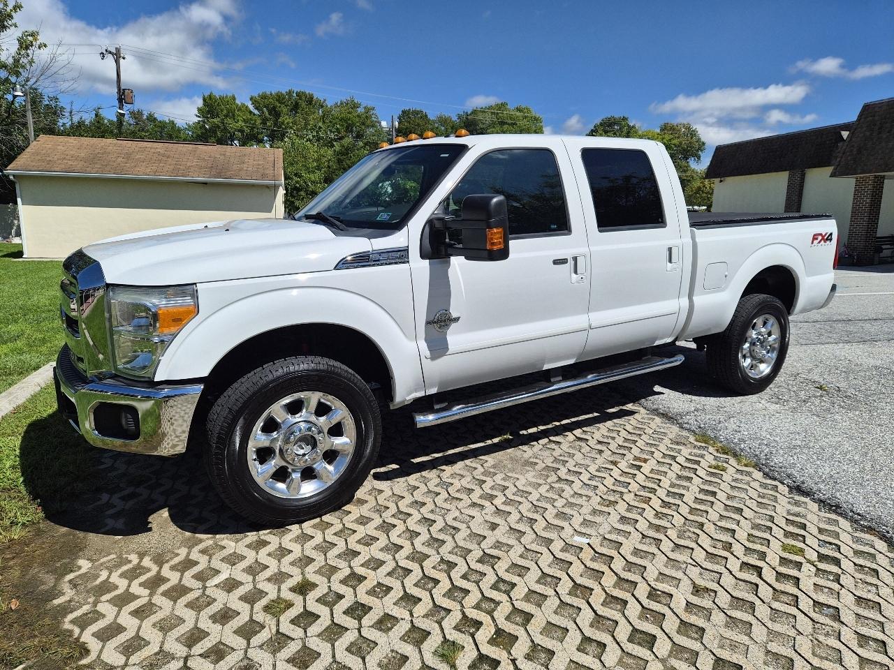 Ford F-350 SD Lariat Crew Cab 4WD 2014