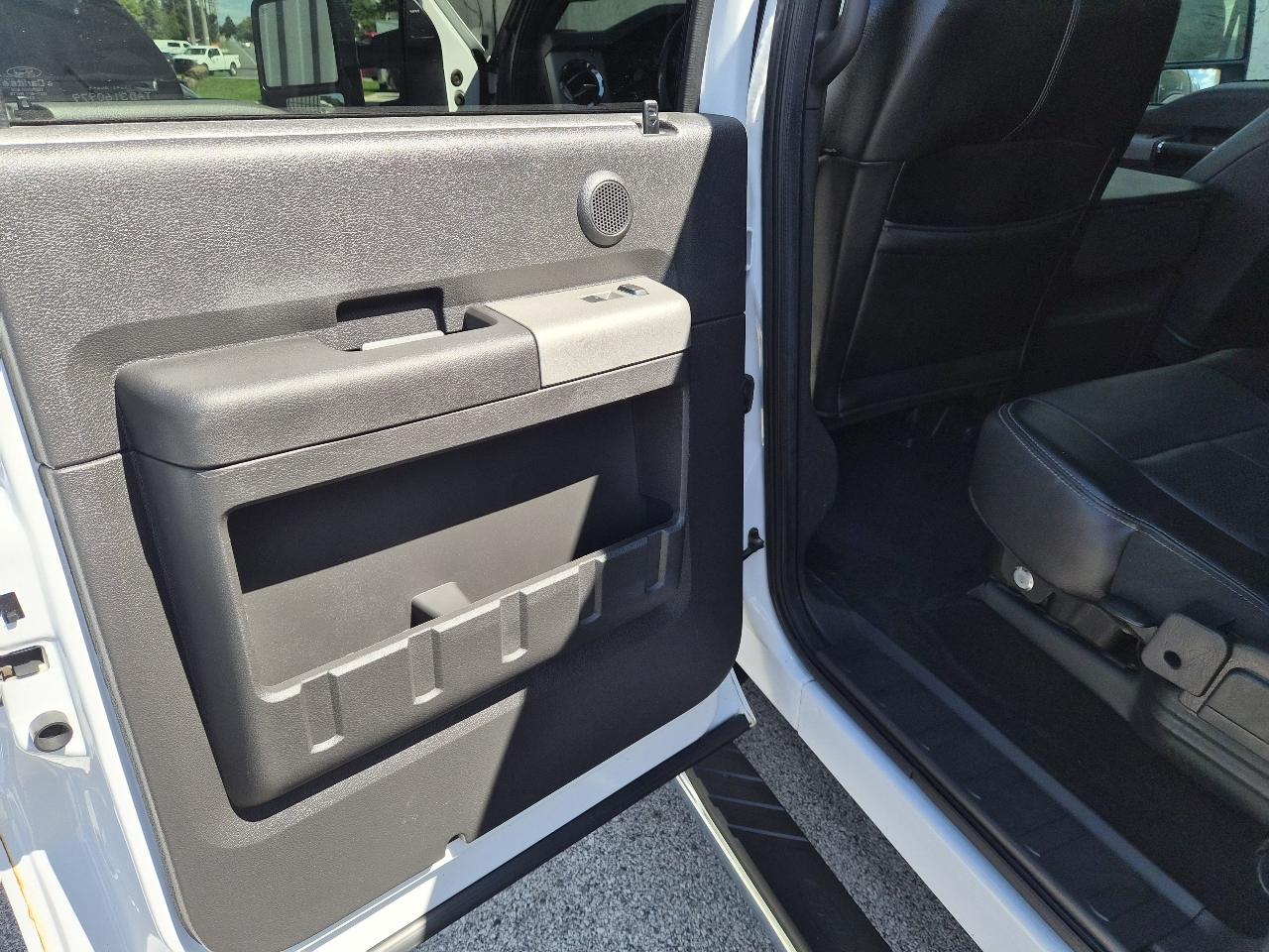 Ford F-350 SD Lariat Crew Cab 4WD 2014