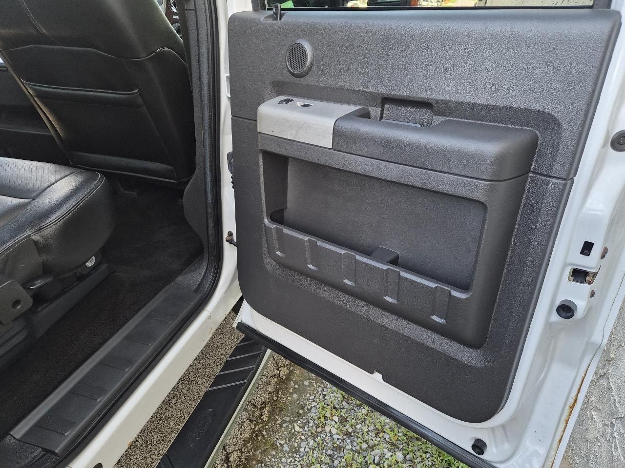 Ford F-350 SD Lariat Crew Cab 4WD 2014