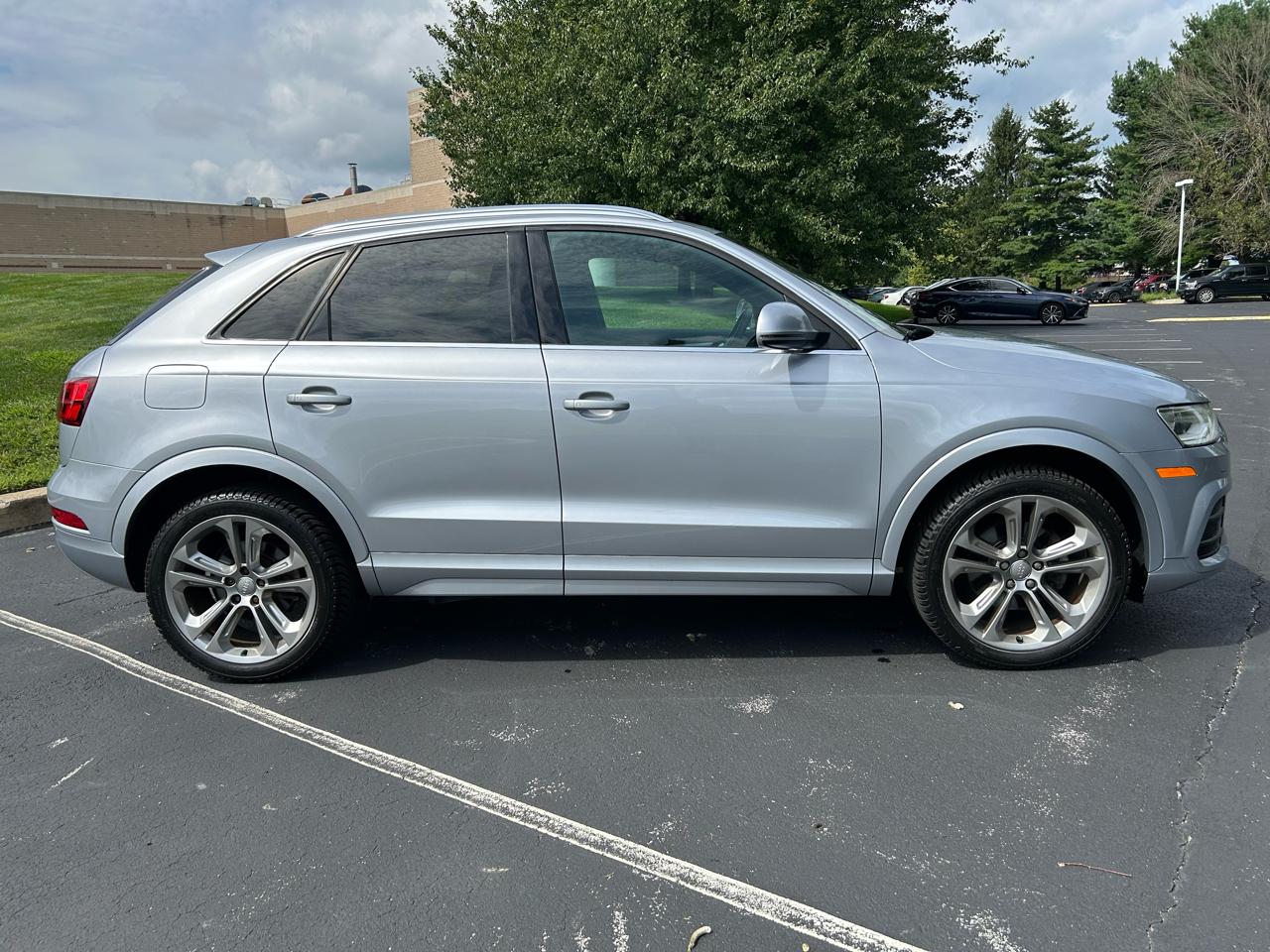 Audi Q3 2.0T quattro Premium Plus 2016