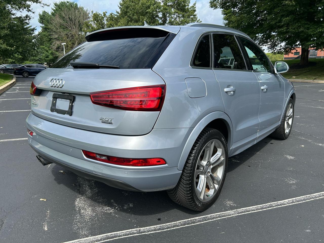 Audi Q3 2.0T quattro Premium Plus 2016