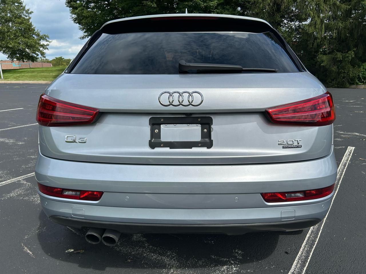 Audi Q3 2.0T quattro Premium Plus 2016