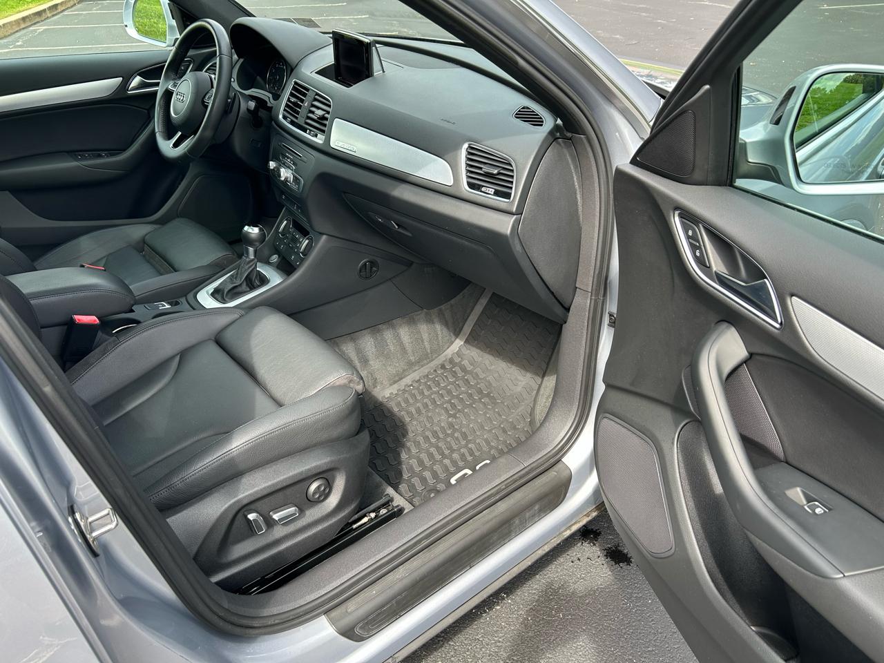Audi Q3 2.0T quattro Premium Plus 2016