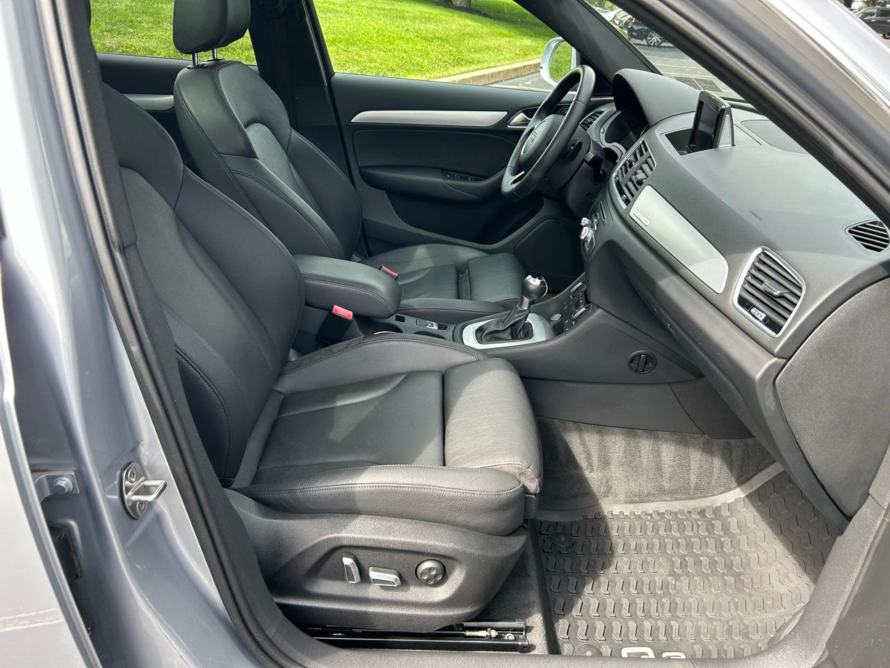 Audi Q3 2.0T quattro Premium Plus 2016