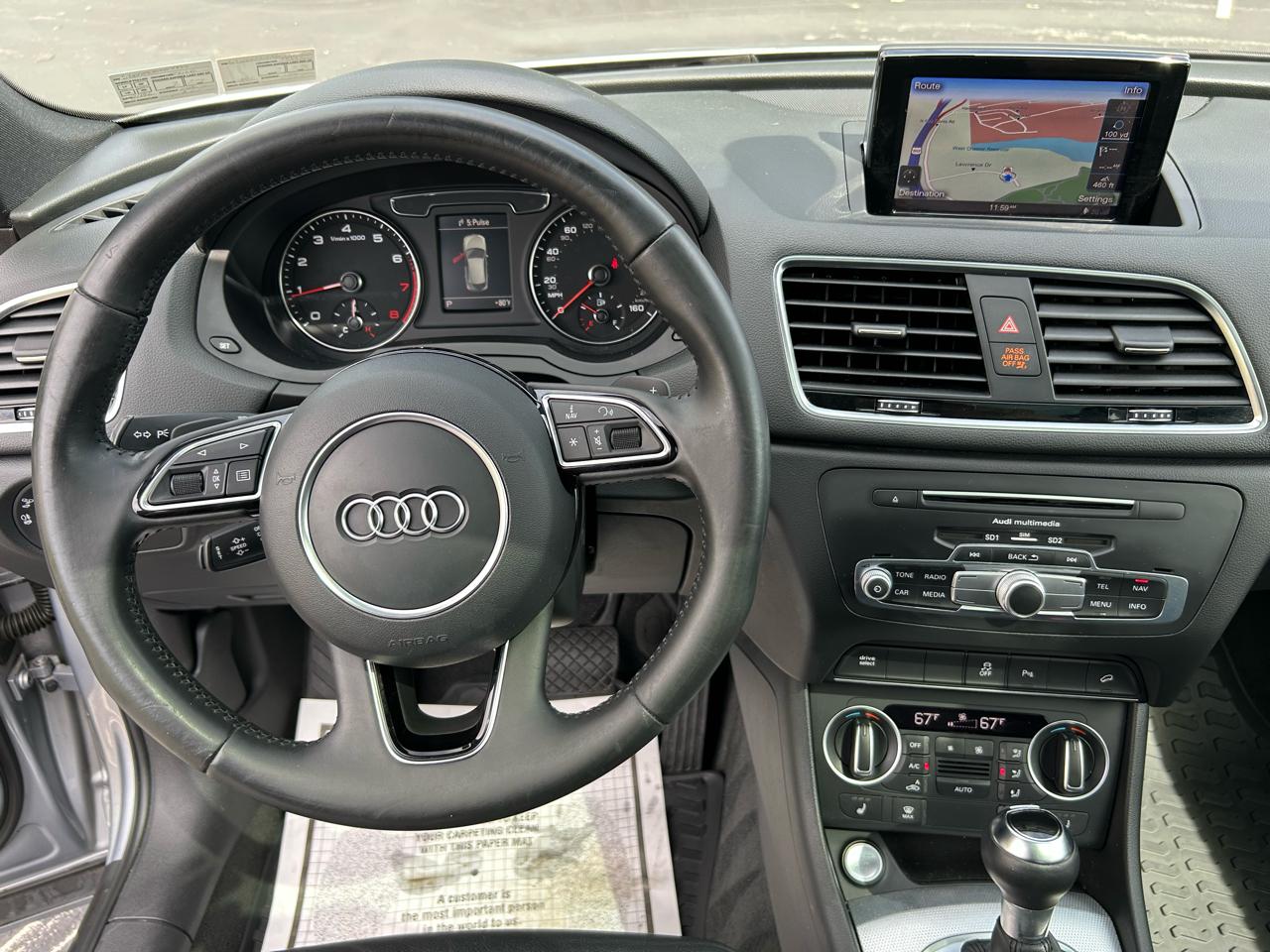 Audi Q3 2.0T quattro Premium Plus 2016