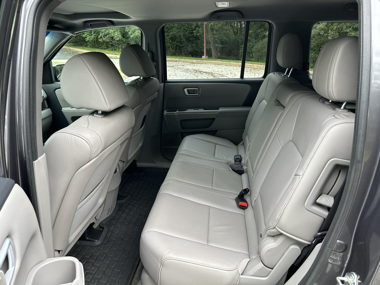 Honda Pilot EX-L 4WD 5-Spd AT with Navigation 2015