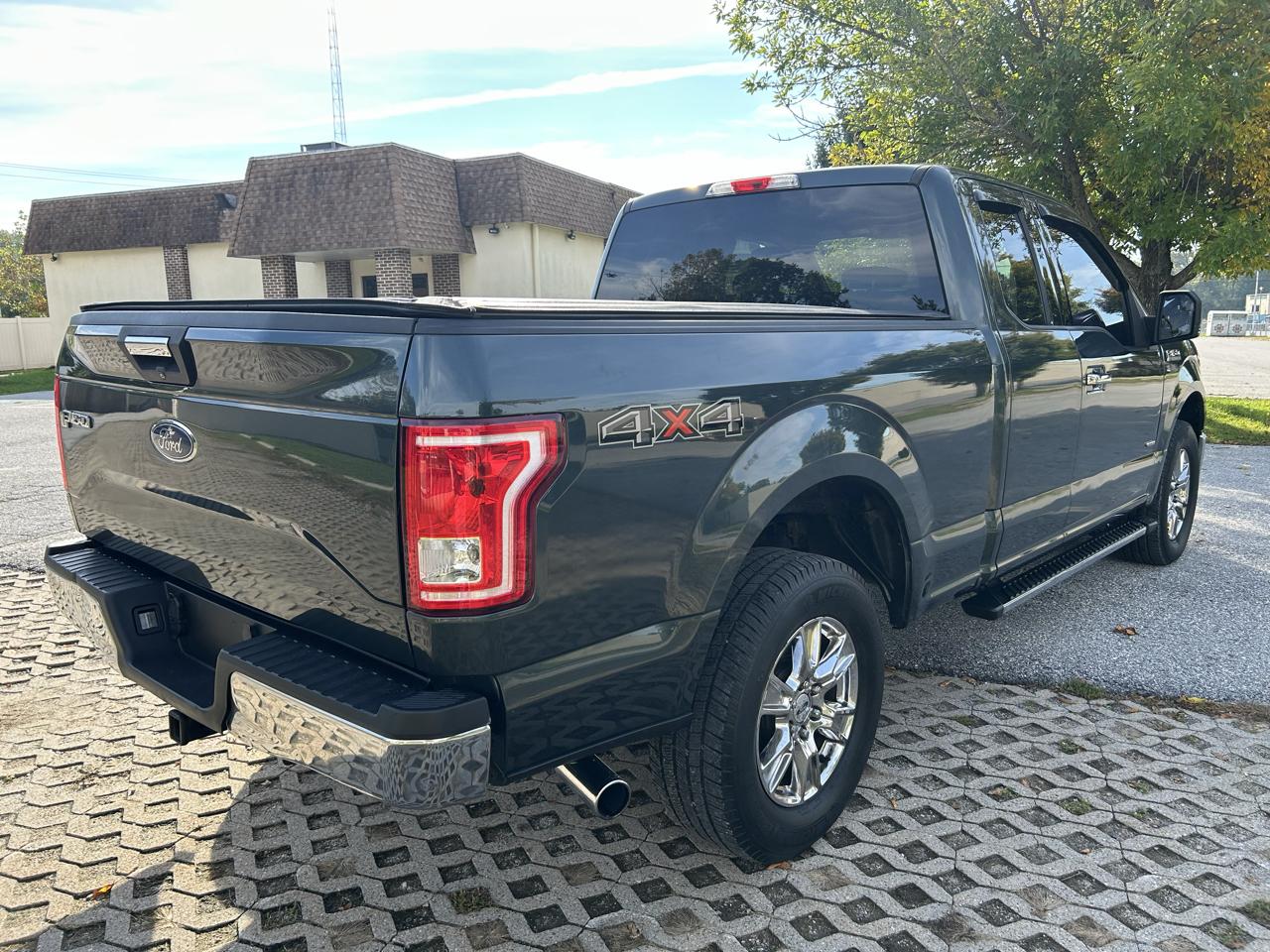 Ford F-150 XLT SuperCab 6.5-ft. Bed 4WD 2015