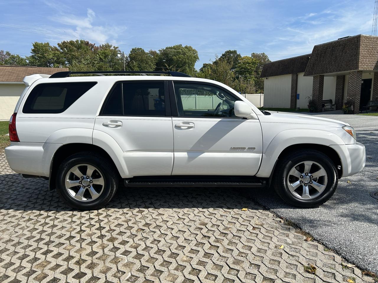 Toyota 4Runner Limited 4WD V8 2007