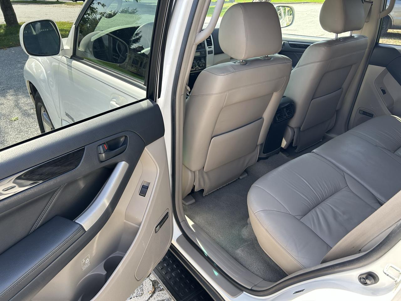 Toyota 4Runner Limited 4WD V8 2007