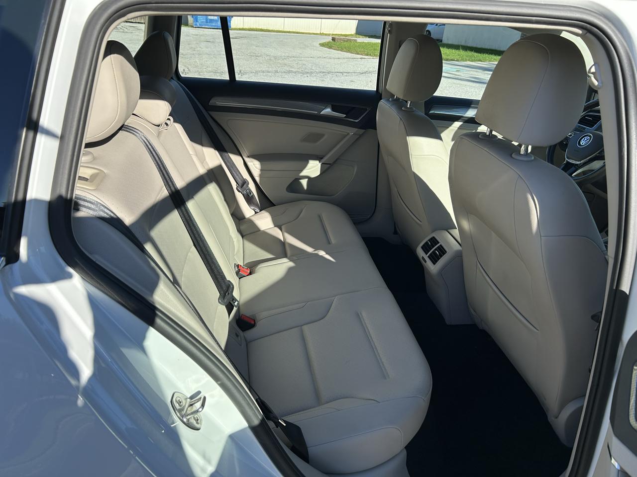 Volkswagen Golf Alltrack TSI S 6A 2017