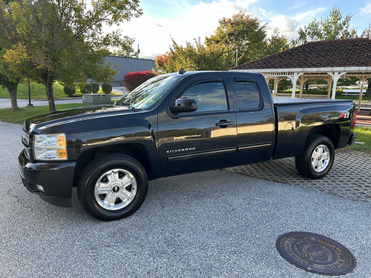 Chevrolet Silverado 1500 LTZ Ext. Cab Long Box 4WD 2012