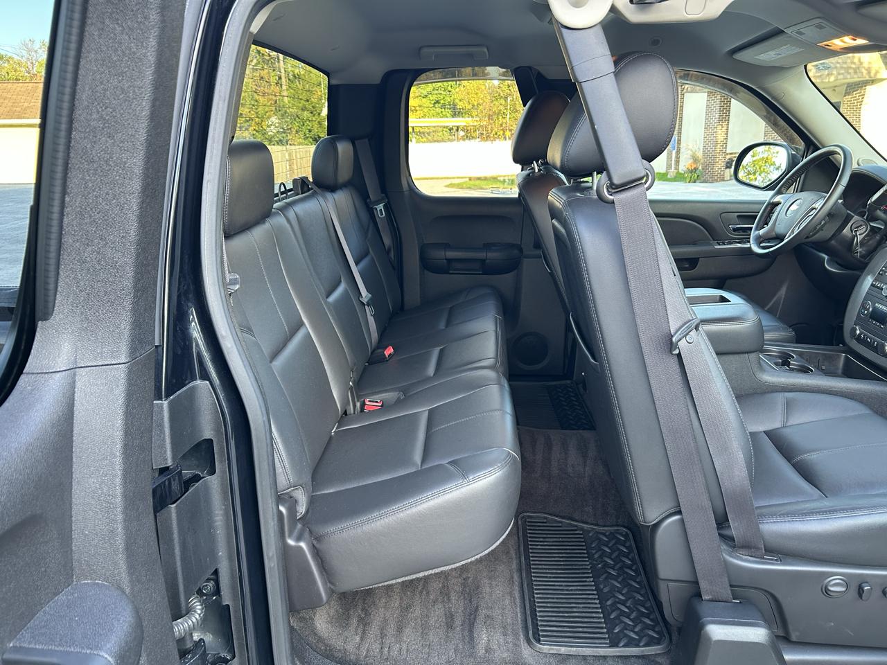 Chevrolet Silverado 1500 LTZ Ext. Cab Long Box 4WD 2012