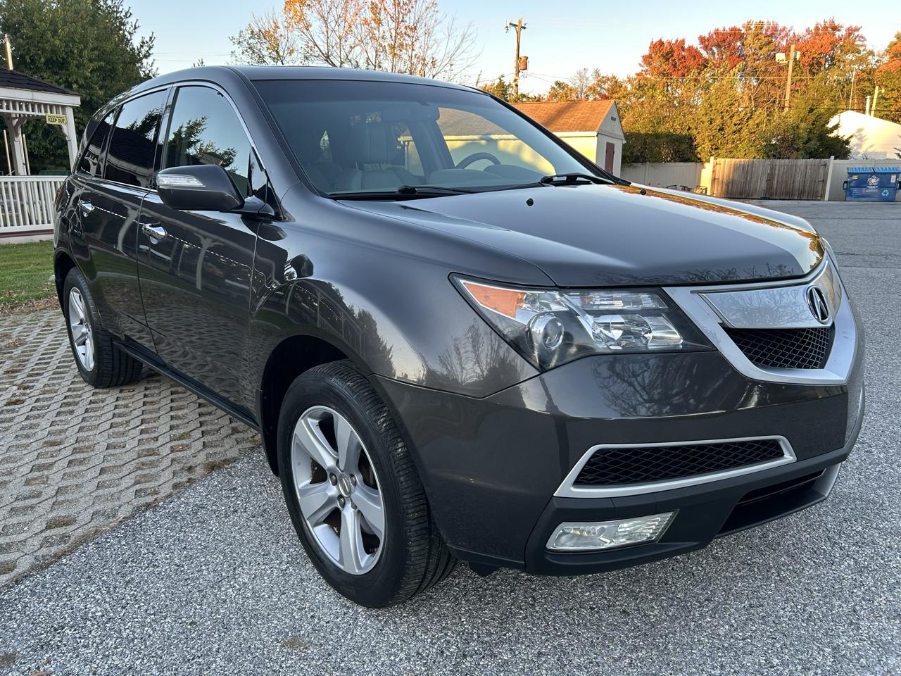 Acura MDX 6-Spd AT w/Tech Package 2012