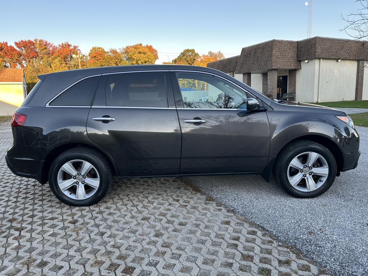 Acura MDX 6-Spd AT w/Tech Package 2012